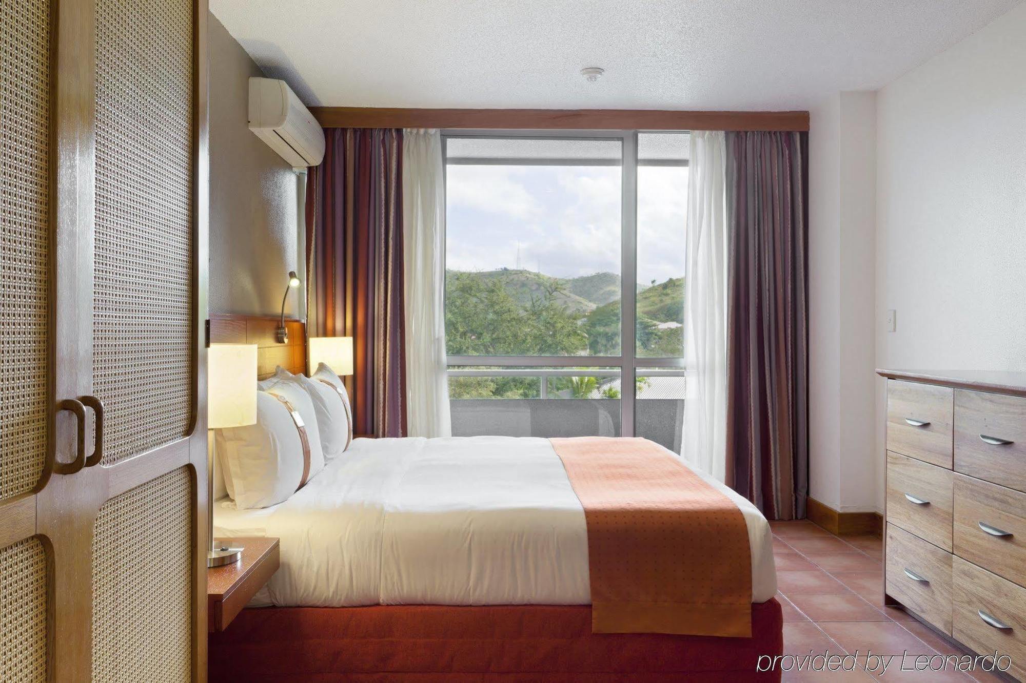 Holiday Inn & Suites Port Moresby By Ihg Kamer foto