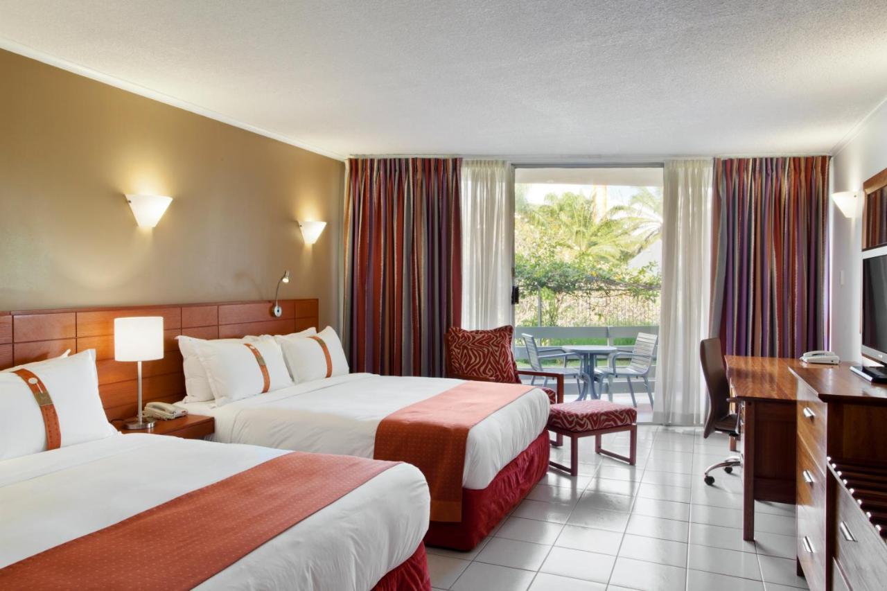 Holiday Inn & Suites Port Moresby By Ihg Buitenkant foto