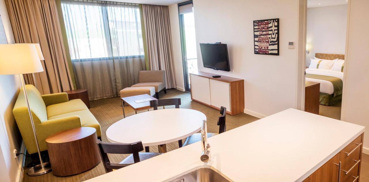 Holiday Inn & Suites Port Moresby By Ihg Buitenkant foto